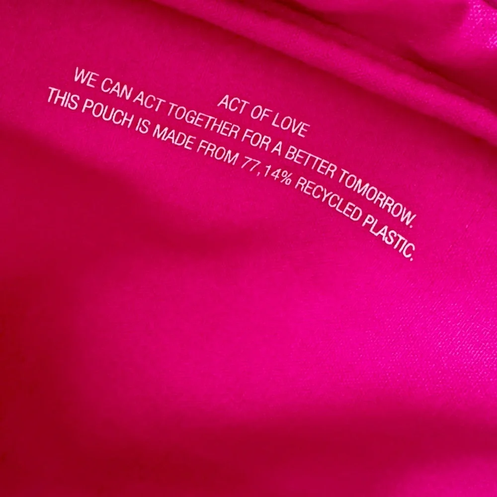 Pink Valentino Cosmetic Bag - Picture 6 of 9